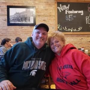 Meet your Posher, Robin